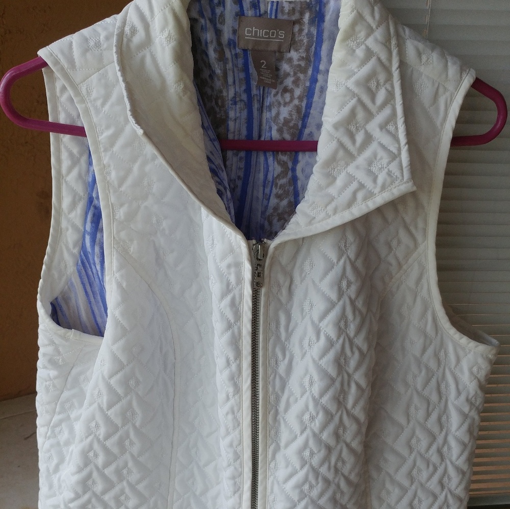 White vest